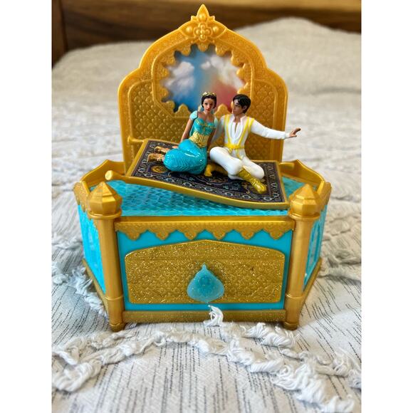 Disney Aladdin Musical Jewelry Box Toy - Picture 1 of 8